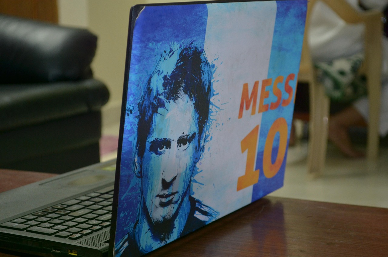 messi salariu