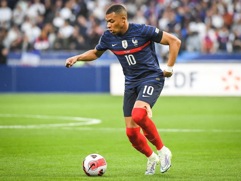 transfer mbappe monaco psg