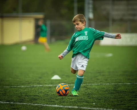 robert lewandowski salariu